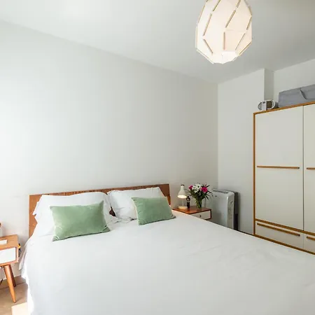 L'interprete 405 4 - With Terrace Daire *