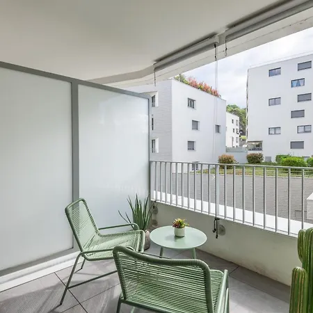L'interprète 405 4 - With Terrace *