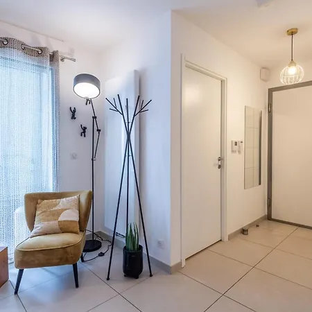 L'interprete 405 4 - With Terrace