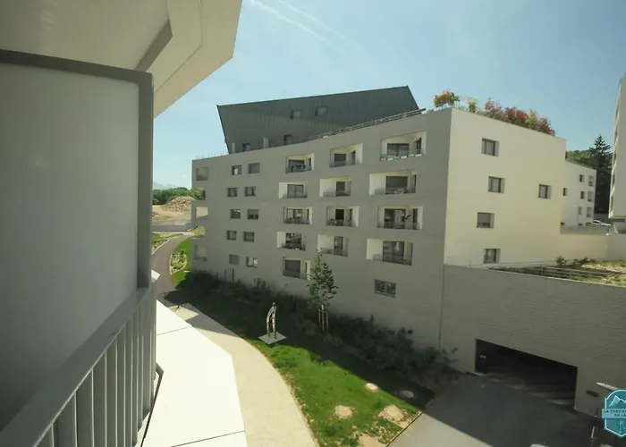 L'interprete 405 4 - With Terrace * Annecy