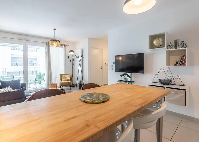 L'interprete 405 4 - With Terrace Apartment *